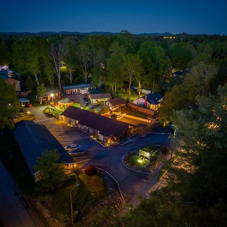 Cedarwood Inn Hendersonville Esterno foto