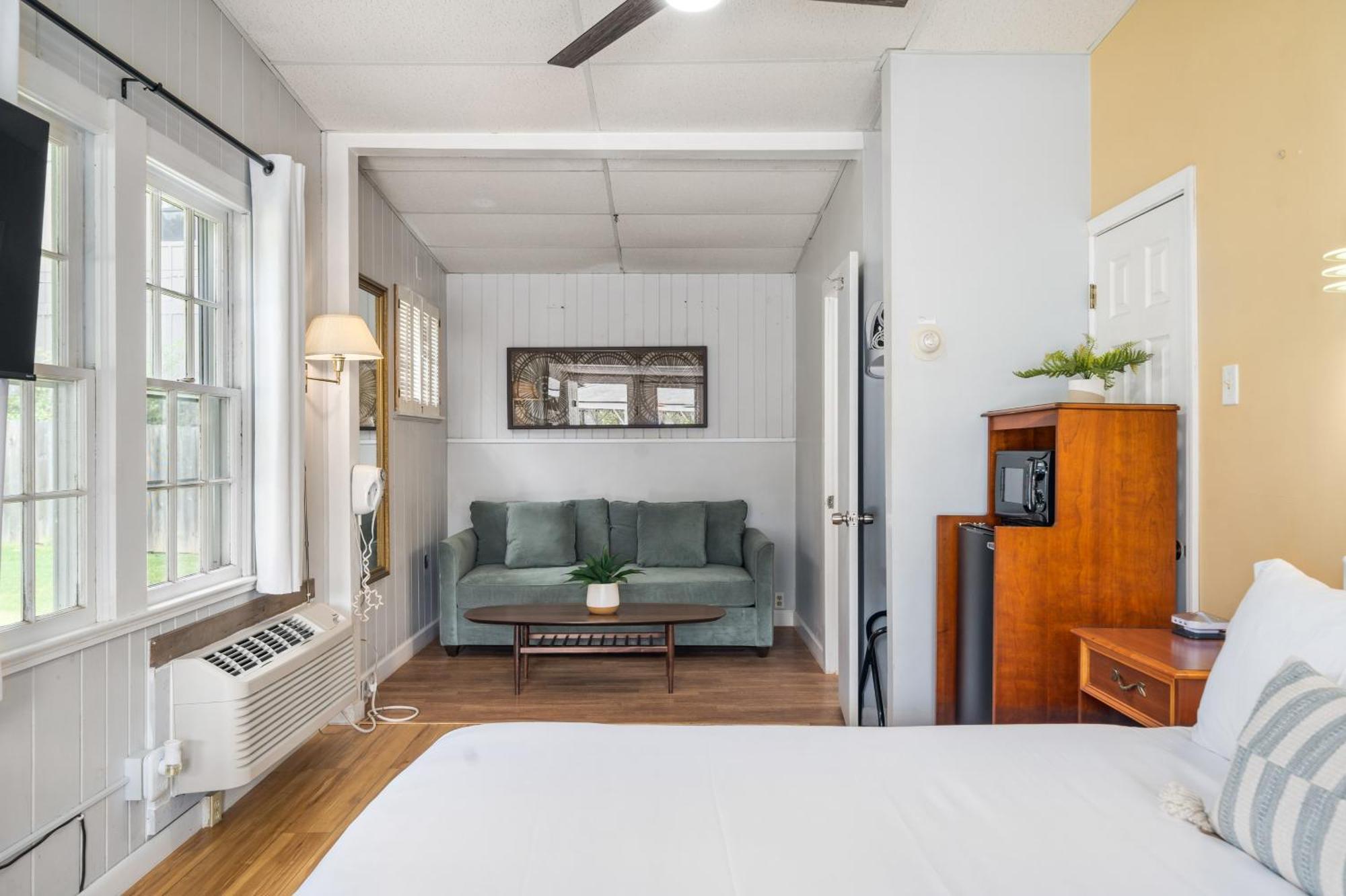 Cedarwood Inn Hendersonville Esterno foto