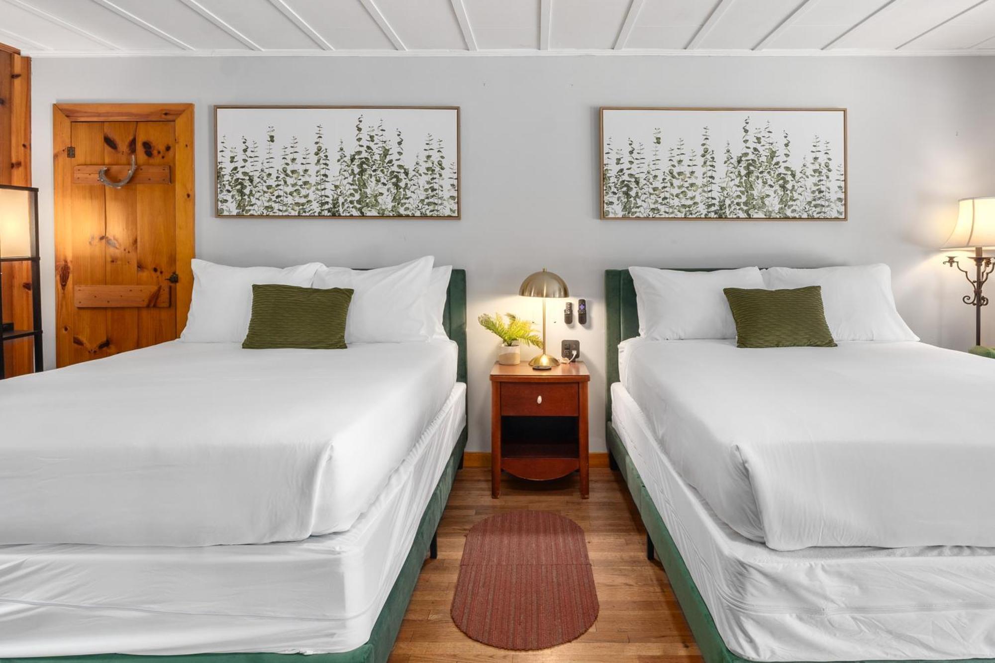Cedarwood Inn Hendersonville Esterno foto