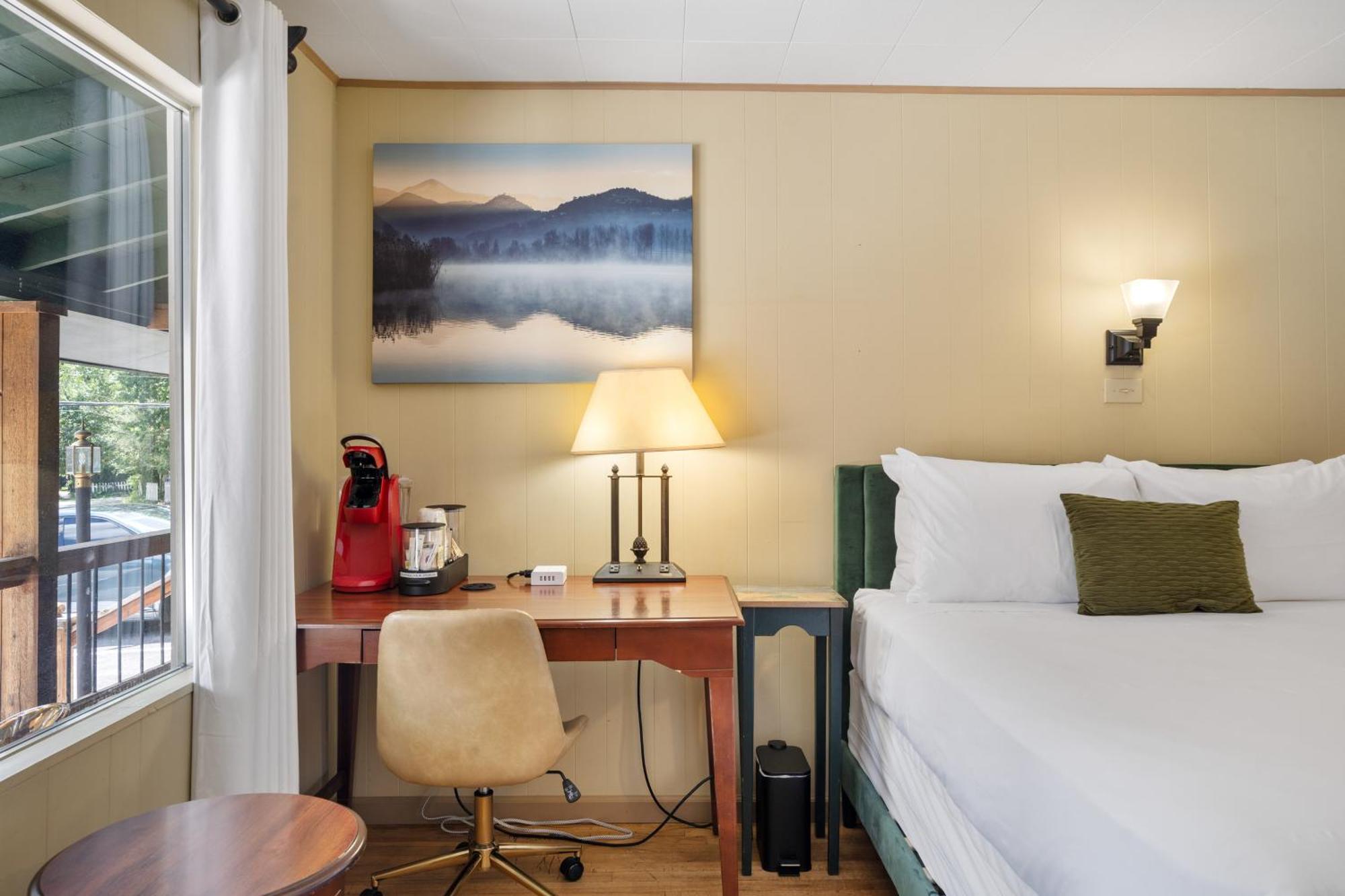 Cedarwood Inn Hendersonville Esterno foto