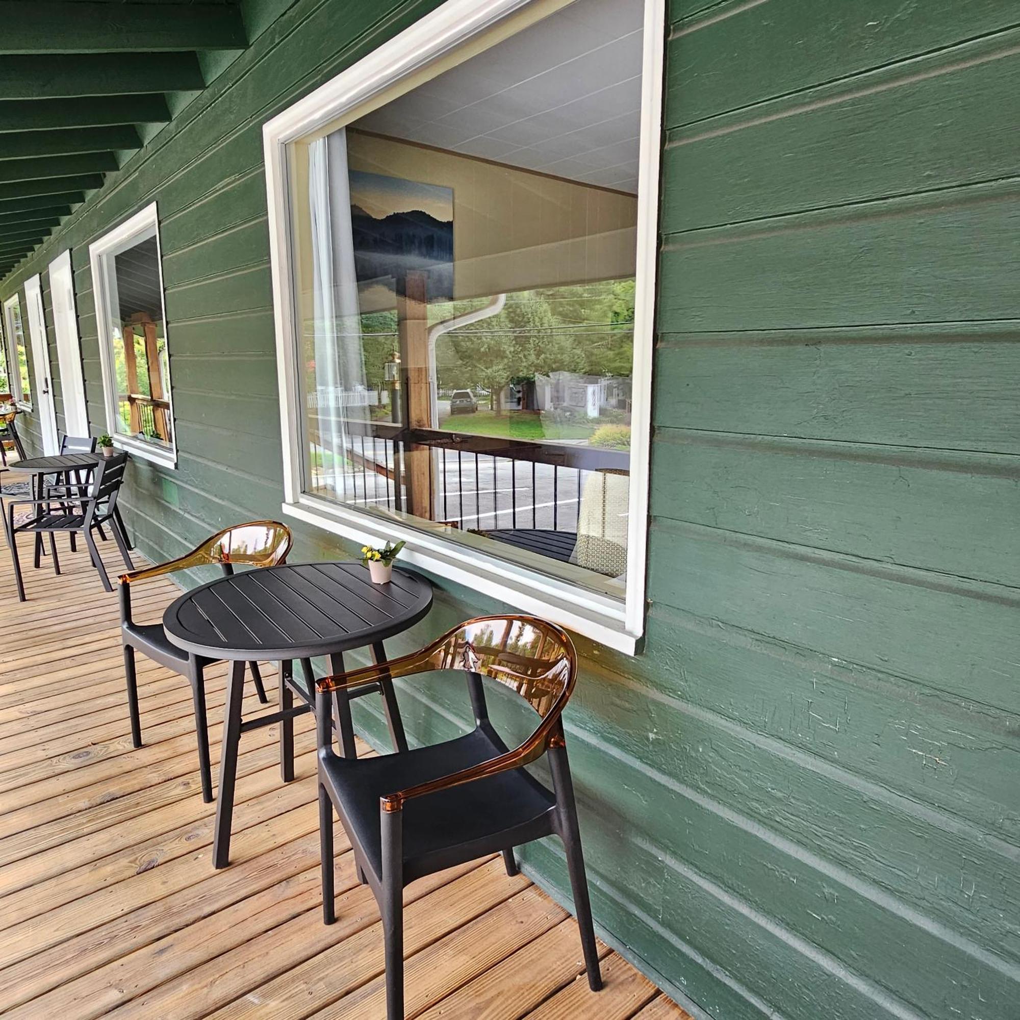 Cedarwood Inn Hendersonville Esterno foto