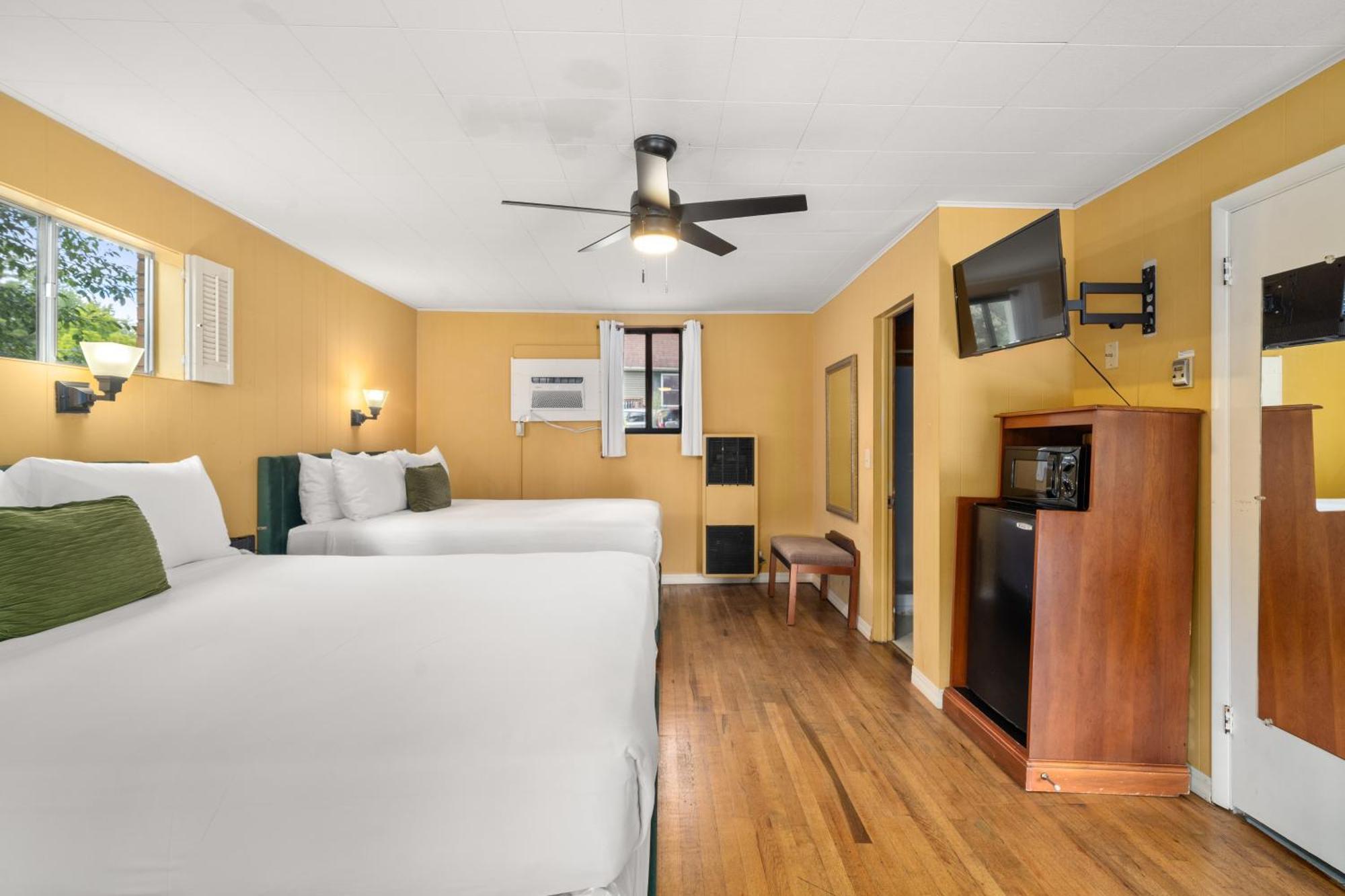 Cedarwood Inn Hendersonville Esterno foto