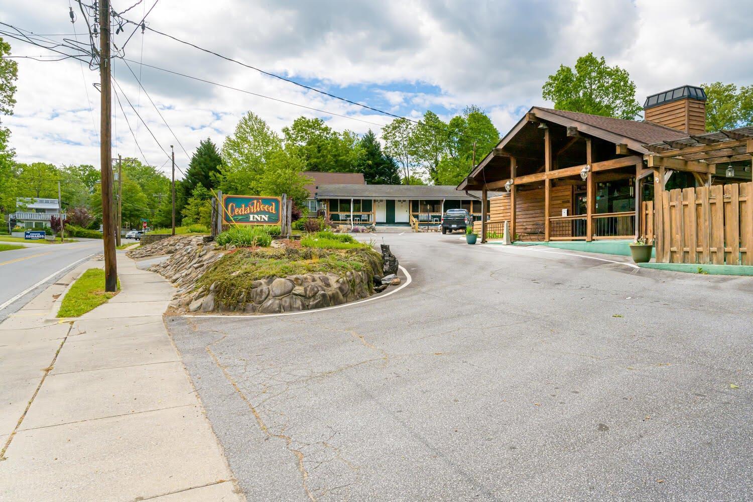 Cedarwood Inn Hendersonville Esterno foto