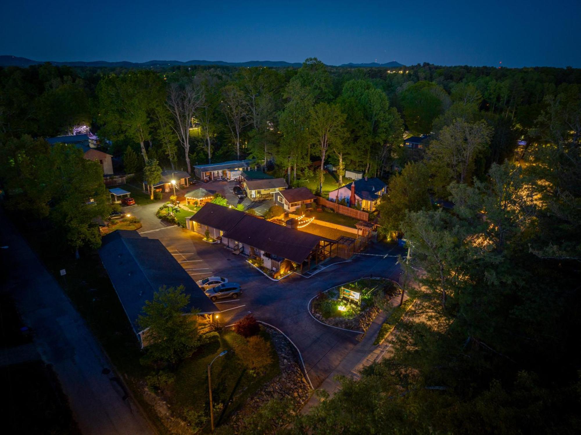 Cedarwood Inn Hendersonville Esterno foto