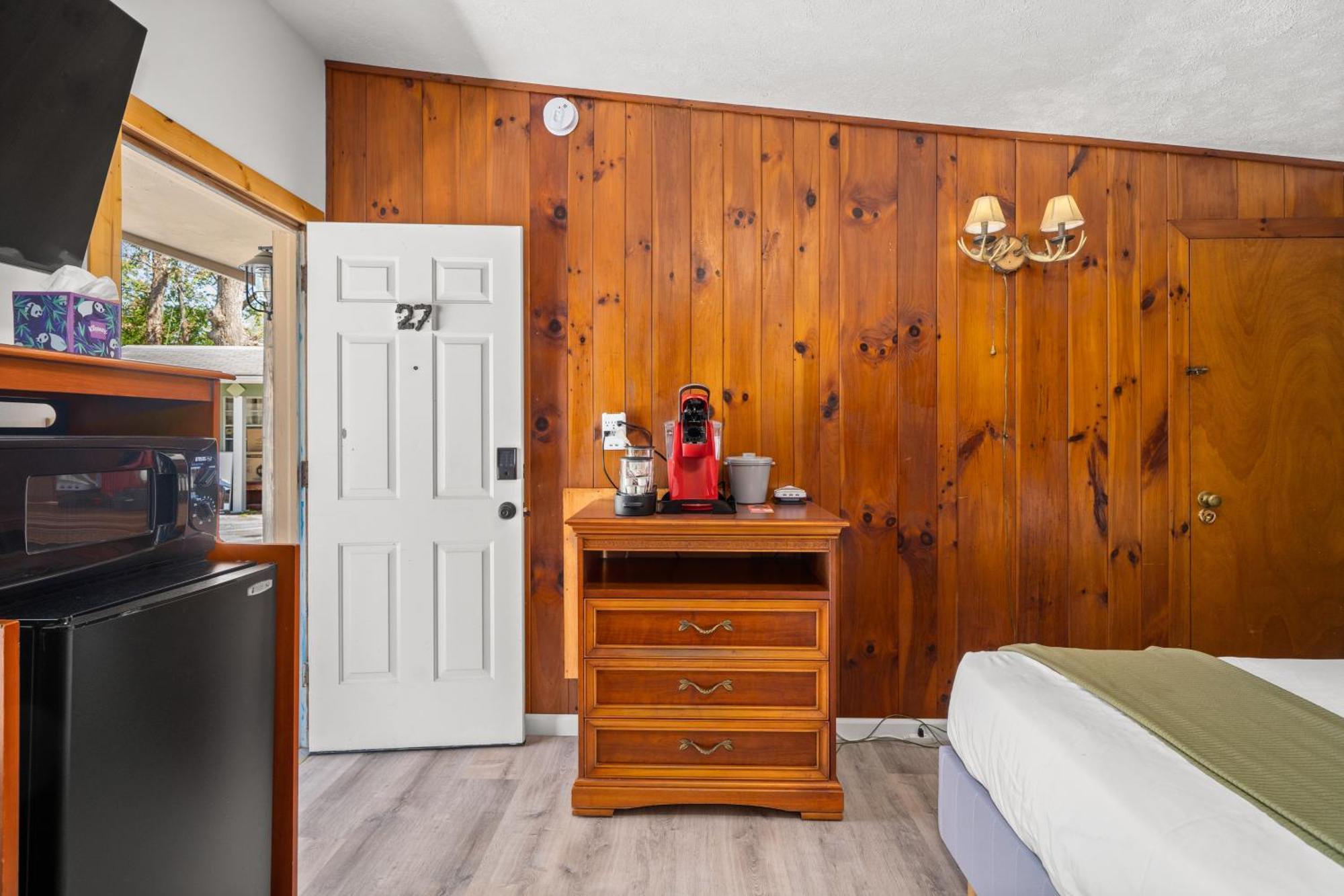 Cedarwood Inn Hendersonville Esterno foto