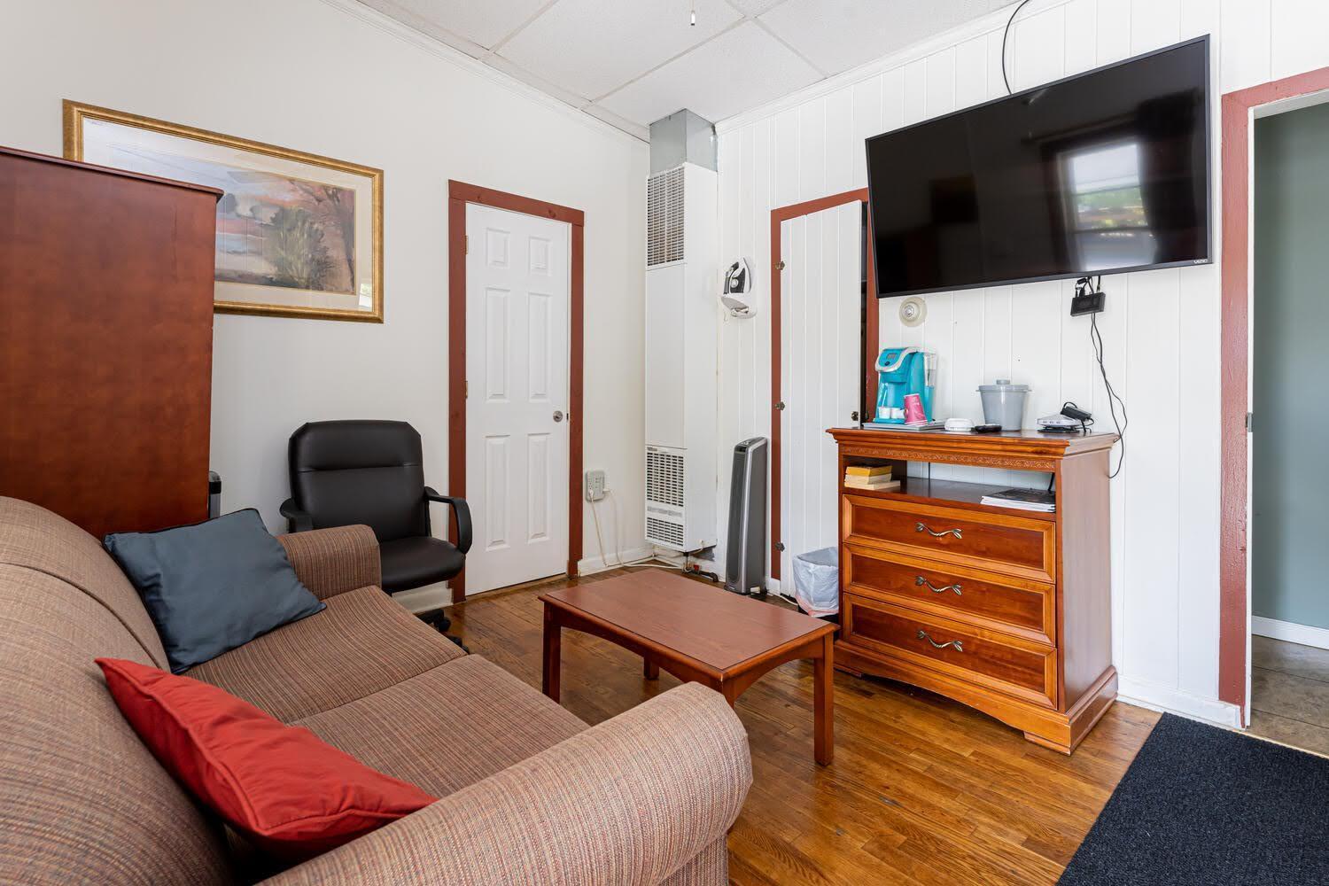 Cedarwood Inn Hendersonville Esterno foto