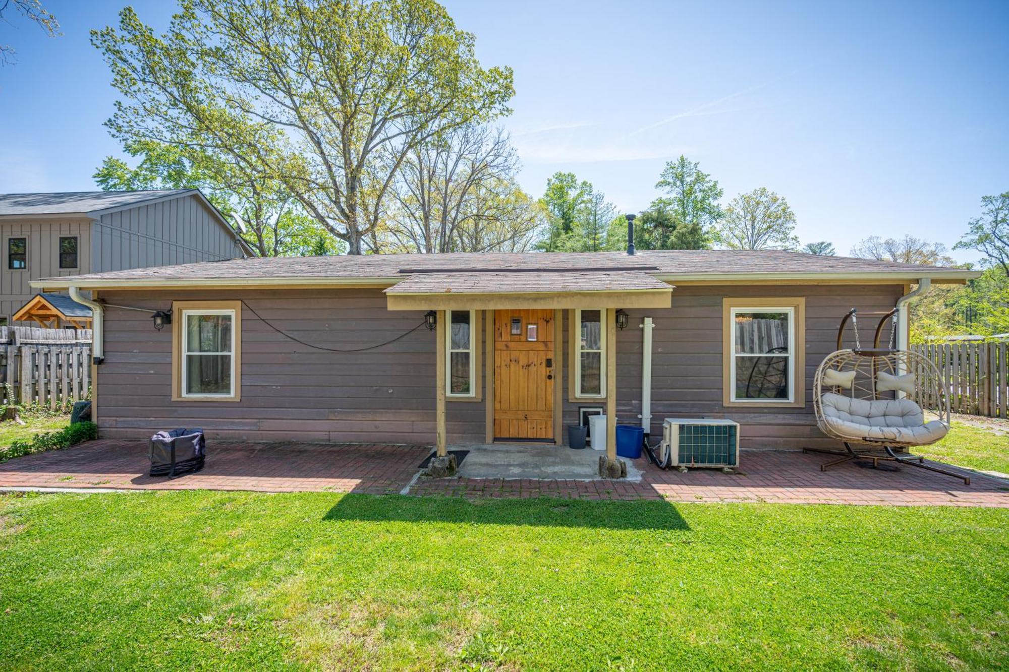 Cedarwood Inn Hendersonville Esterno foto