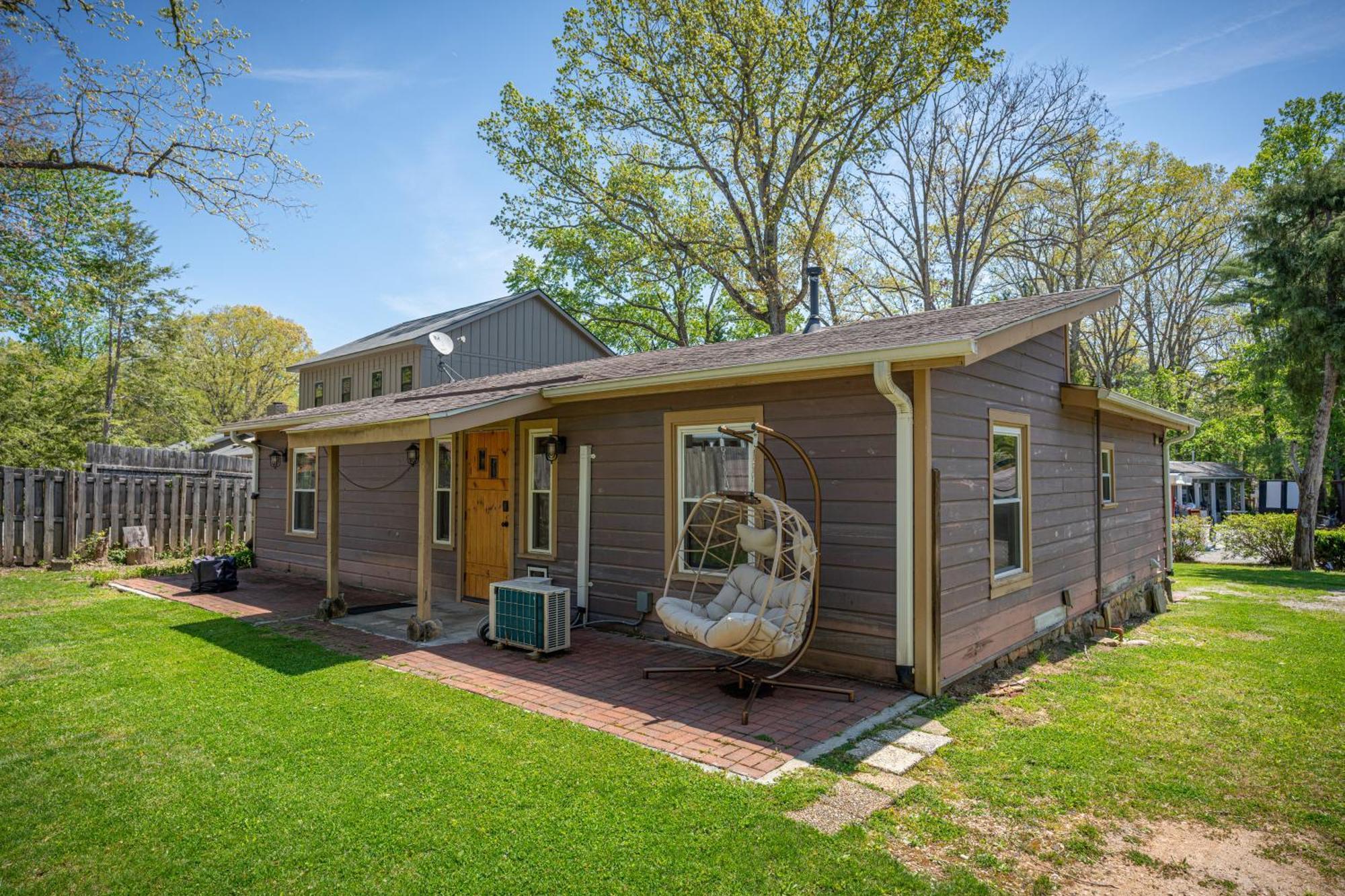 Cedarwood Inn Hendersonville Esterno foto